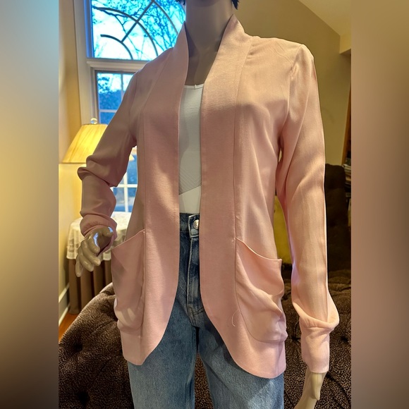 NWT Bundle of two Guess Jackets/ Blazers Gray and Pink Sz S - Picture 2 of 14